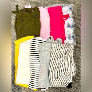 Bundle of 9 women’s tanks Xl